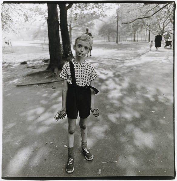 Diane Arbus, Child Hand Grenade