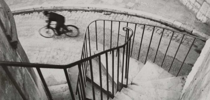 Henri Cartier-Bresson: The Decisive Moment - Photogpedia