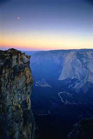 Moonset over Yosemite