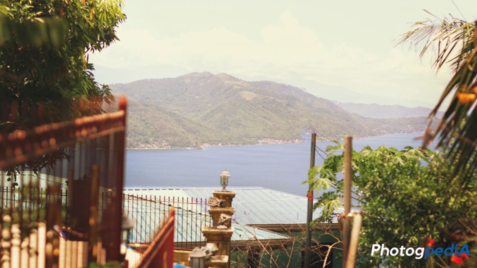 Photo of an island in Mabini Batangas captured using a Canon M50 Mk2 mirrorless camera.